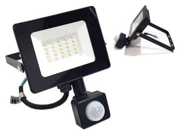 ZEWNĘTRZNA LAMPA OPRAWA LED Z CZUJNIKIEM RUCHU