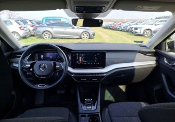 Skoda Octavia IV Liftback 2.0 TSI 190KM 2021 Skoda Octavia Style 4x4 2.0 TSI 190 KM Virtual Cockpit Kamera LED Podg, zdjęcie 13