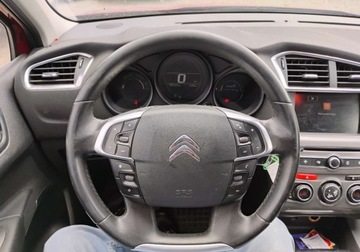 Citroen C4 II Hatchback 5d Facelifting 1.6 HDi 92KM 2015 Citroen C4 2015r, 1.6 HDI. Lekko uszkodzony lewy przod. Jezdzi. 1.6 92KM, zdjęcie 10