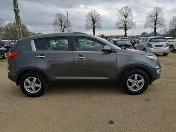 Kia Sportage III SUV 2.0 DOHC 163KM 2011 Kia Sportage 2.0 163 km automat, klima, parktronik, zdjęcie 2