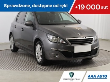 Peugeot 308 II Hatchback 5d 1.2 PureTech 110KM 2016 Peugeot 308 1.2 PureTech, Navi, Klima