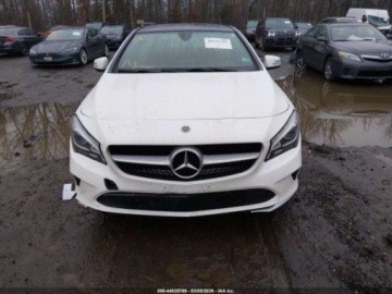 Mercedes CLA C118/X118 2019 Mercedes-Benz CLA 2019 r., 2,0L 4 MATIC 2.0 Benzyna 208KM, zdjęcie 1