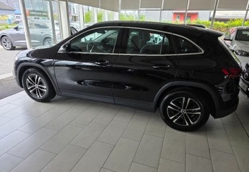 Mercedes GLA II Off-roader Facelifting 1.3 200 163KM 2024 Mercedes-Benz GLA Salon Polska gwarancja do 5 lat 1.3 Benzyna 163KM, zdjęcie 2