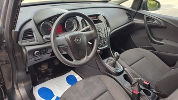 Opel Astra J GTC 1.6 CDTI Ecotec 110KM 2015 Opel Astra Opel Astra 2015 1,6 Cdti Salon Pl Zamiana 1.6 Diesel 110KM, zdjęcie 7