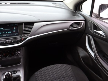 Opel Astra K Hatchback 5d 1.0 Turbo 105KM 2016 Opel Astra 1.0 Turbo, Klima, Klimatronic, zdjęcie 7