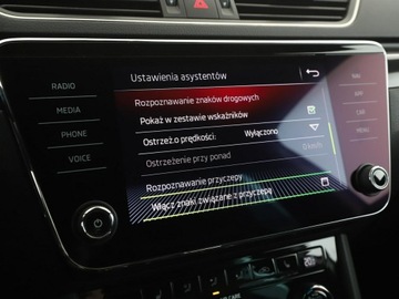 Skoda Superb III Kombi 2.0 TSI 280KM 2017 Škoda Superb Skoda Superb automat 4x4 acantara, zdjęcie 26