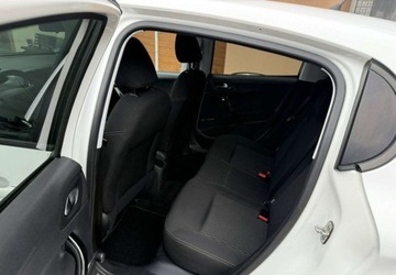 Peugeot 208 I Hatchback 5d Facelifting 1.2 PureTech 82KM 2017 Peugeot 208 1,2 82KM Klimatyzacja 1.2 Benzyna 82KM, zdjęcie 22