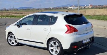 Peugeot 3008 I Crossover 2.0 Hybrid4 200KM 2012 Peugeot 3008 2.0 Hdi 200KM Hybrid4 Automat Xenon Led Skóra El Grzane Fotele, zdjęcie 3