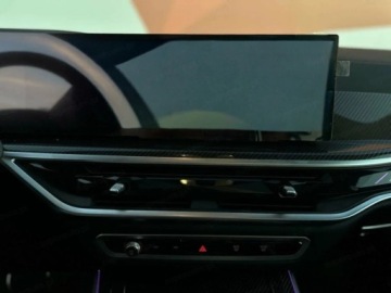 BMW X5 G05 M SUV Facelifting 4.4 M60i 530KM 2025 BMW X5 M60i xDrive Suv 4.4 (530KM) 2025, zdjęcie 12