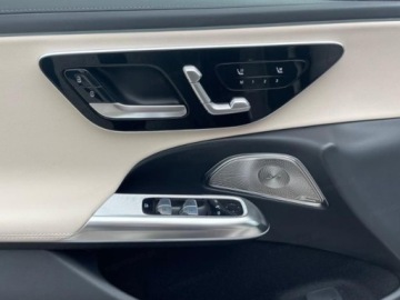 Mercedes Klasa E W214 Sedan 2.0 200 204KM 2025 E Klasa 200 4-Matic AMG 2.0 (204KM) 2025, zdjęcie 12