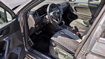 Volkswagen Tiguan II SUV Facelifting 2.0 TSI 190KM 2022 Volkswagen Tiguan R-line 2.0TSI 190KM 4x4 DSG Navi, zdjęcie 8