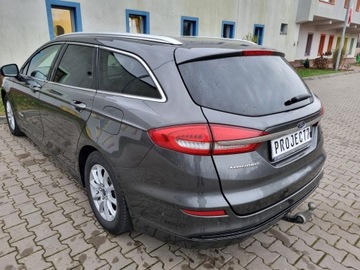Ford Mondeo V Kombi Facelifting 2.0 Hybrid 187KM 2019 FORD MONDEO 2.0 Hybrid Titanium FULL LED Panorama Skóra Mały Przebieg, zdjęcie 11