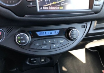 Toyota Yaris III Hatchback GRMN 1.8 Dual VVT-i 212KM 2017 Toyota Yaris Yaris 1.8 212KM Limitowana wersja GRMN 018400 FV23 ASO PL, zdjęcie 21