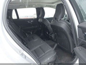 Volvo V60 II  2023 Volvo V60 Cross Country B5 Ultimate 2023 2.0l 2.0 Benzyna 247KM, zdjęcie 13