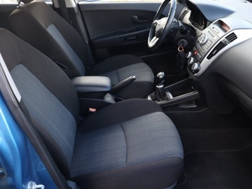 Kia Ceed I SW Facelifting 1.4 DOHC CVVT 90KM 2010 Kia Ceed 1.4 CVVT, Klima, Podgrzewane siedzienia, zdjęcie 8