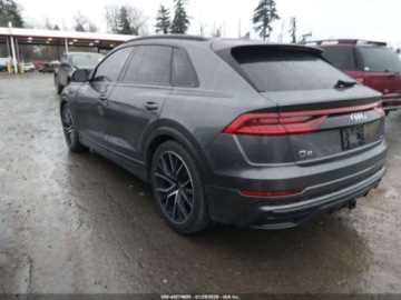Audi Q8 2021 Audi Q8 Prestige 55 Tfsi Quattro Tiptronic 2021 3.0 Benzyna 335KM, zdjęcie 3