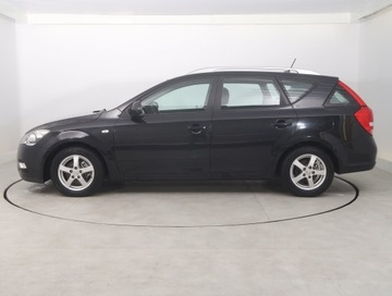 Kia Ceed I SW Facelifting 1.4 DOHC CVVT 90KM 2011 Kia Ceed 1.4 CVVT, Klima, Podgrzewane siedzienia, zdjęcie 2