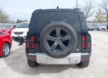 Land Rover Defender IV (L663) 2022 Land Rover Defender 2022, 2.0L, 4x4, 110S, od ubezpieczalni, zdjęcie 4