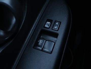 Nissan Micra IV Hatchback 5d 1.2 80KM 2011 Nissan Micra 1.2 12V, Klima, zdjęcie 15