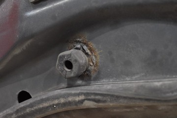 KAPOTA KRYT MOTORU MAZDA 3 1 I BK 04R
