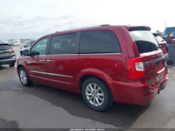 Chrysler Town &amp; Country V 2016 Chrysler Town Country Limited Platinum 2016 3.6 Benzyna 283KM, zdjęcie 1