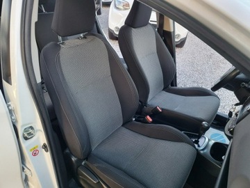 Toyota Yaris III Hatchback 5d Facelifting Hybrid 100KM 2016 Toyota Yaris 1.5 Hybrid 100% Org Przebieg 132 Tyś, zdjęcie 20