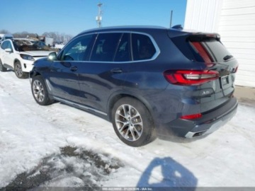 BMW X5 G05 2022 BMW X5 xDrive40i 2022 3.0 Benzyna 335KM, zdjęcie 3