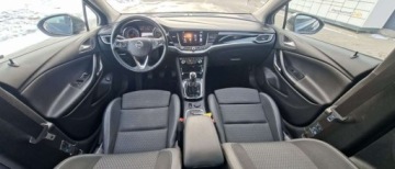 Opel Astra K Sports Tourer 1.4 Turbo 150KM 2018 Opel Astra Opel Astra 1.4 Turbo StartStop Dynamic 1.4 Benzyna 150KM, zdjęcie 9
