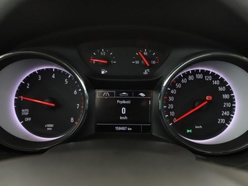 Opel Insignia II Grand Sport 1.5 Turbo 140KM 2018 Opel Insignia tempomat grzane fotele Bluetooth, zdjęcie 21