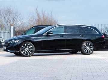 Mercedes Klasa E W214 2023 Mercedes E300de 306ps Szyber Blis Virtual Webasto Kamera LKA NFC Sam Parkuj, zdjęcie 27