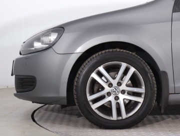 Volkswagen Golf VI Hatchback 5d 1.6 TDI-CR DPF 105KM 2009 VW Golf 1.6 TDI, Salon Polska, Klima, Klimatronic, zdjęcie 13