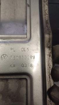 PODŠÍVKA BOČNÍ LEVÝ VW T6 7E0 853 289 7E0853289