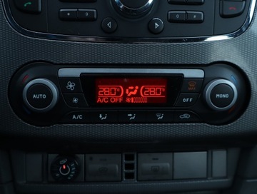 Ford Focus II Focus C-Max 1.8 i 16V 125KM 2009 Ford Focus 1.8 16V, GAZ, Klima, Klimatronic, zdjęcie 12