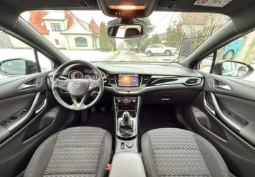 Opel Astra K Hatchback 5d 1.4 Turbo 125KM 2016 Opel Astra Opel Astra 1.4 Turbo StartStop 120 Jahre 1.4 Benzyna 125KM, zdjęcie 16