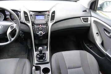 Hyundai i30 II Hatchback 5d 1.4 MPI 100KM 2015 Hyundai i30 1.4 CVVT, Salon Polska, Serwis ASO, zdjęcie 7