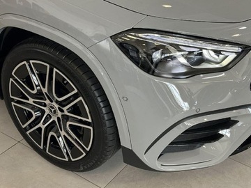 Mercedes GLA II Off-roader Facelifting 2.0 220 190KM 2025 MERCEDES-BENZ GLA 220 4-Matic AMG Line 2.0 (190KM) 2025, zdjęcie 4