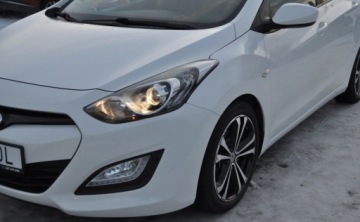 Hyundai i30 II Hatchback 5d 1.4 MPI 100KM 2012 Hyundai i30 1.4 Benzyna Klimatyzacja Cz.parkowania 1.4 Benzyna 99KM, zdjęcie 29