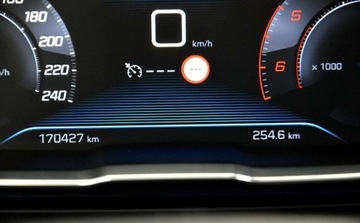 Peugeot 5008 II Crossover 2.0 BlueHDI 150KM 2019 Peugeot 5008 totalny full SKORA Alusy LED Navi. BLIS linne assist Grzane f, zdjęcie 25