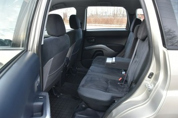 Mitsubishi Outlander II 2.0 DID DOHC 140KM 2007 Mitsubishi Outlander AWD 2.0DiD 140KM Manual 2007r, zdjęcie 9