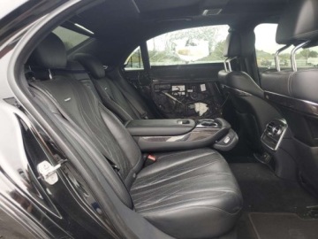 Mercedes Klasa S W222 2016 Mercedes-Benz Klasa S 63 AMG 2016 5.5l 5.5 Benzyna 577KM, zdjęcie 10