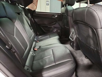 Porsche Macan 2021 Porsche Macan 2021 2.0 Benzyna 261KM, zdjęcie 10