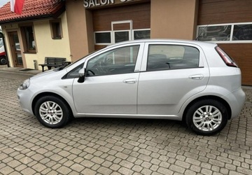 Fiat Punto Punto 2012 Hatchback 3d 1.2 8v 69KM 2015 Fiat Punto 2012 1,2 69KM Klimatyzacja Bluetooth 1.2 Benzyna 69KM, zdjęcie 7