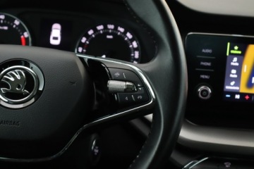 Skoda Octavia IV Liftback 1.5 TSI EVO 150KM 2022 Skoda Octavia 1.5 TSI, Salon Polska, zdjęcie 17