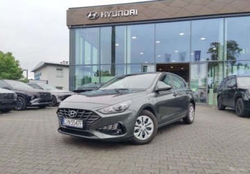 Hyundai i30 III Hatchback Facelifting 1.5 T-GDI 48V 160KM 2021 Hyundai i30 2021 1.5T-GDI 160KM 48V Classic Plus 45.595km Salon Polska 1wl, zdjęcie 23