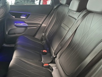 Mercedes GLC C254/X254 Coupe 2.0 200 204KM 2025 MERCEDES-BENZ GLC 200 4-Matic AMG Line Suv 204KM 2025, zdjęcie 9