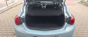 Opel Astra J Hatchback 5d 1.4 Turbo ECOTEC 140KM 2010 Opel Astra Opel Astra 1.4 Turbo Innovation 1.4 Benzyna 140KM, zdjęcie 29