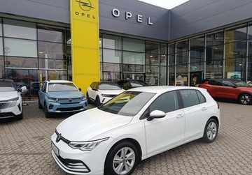 Volkswagen Golf VIII Hatchback 2.0 TDI SCR 115KM 2022 Volkswagen Golf Pierwszy wlasciciel. Salon Polska 2.0 Diesel 115KM