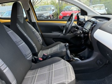 Peugeot 108 1.2 VTi 82KM 2016 Peugeot 108 1.2 PureTech, Klima, Tempomat, zdjęcie 6