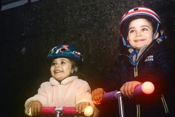 СВЕТОДИОДНЫЙ СКУТЕР MINI MICRO DELUXE MAGIC ГОРИТ