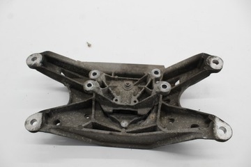 AUDI A4 B8 UCHYCENÍ ULOŽENÍ PŘEVODOVKY 8K0399263K 8K0399151